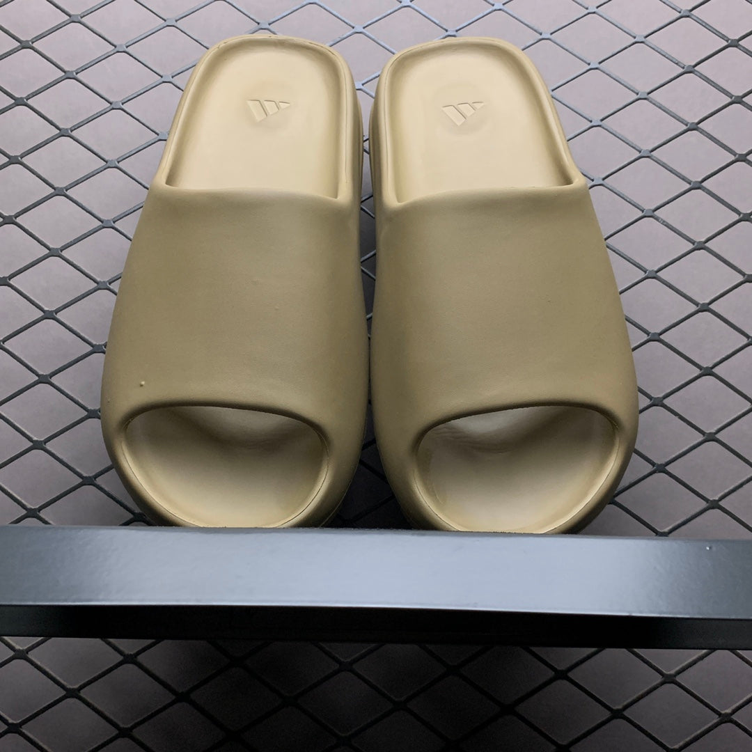Yeezy Slide