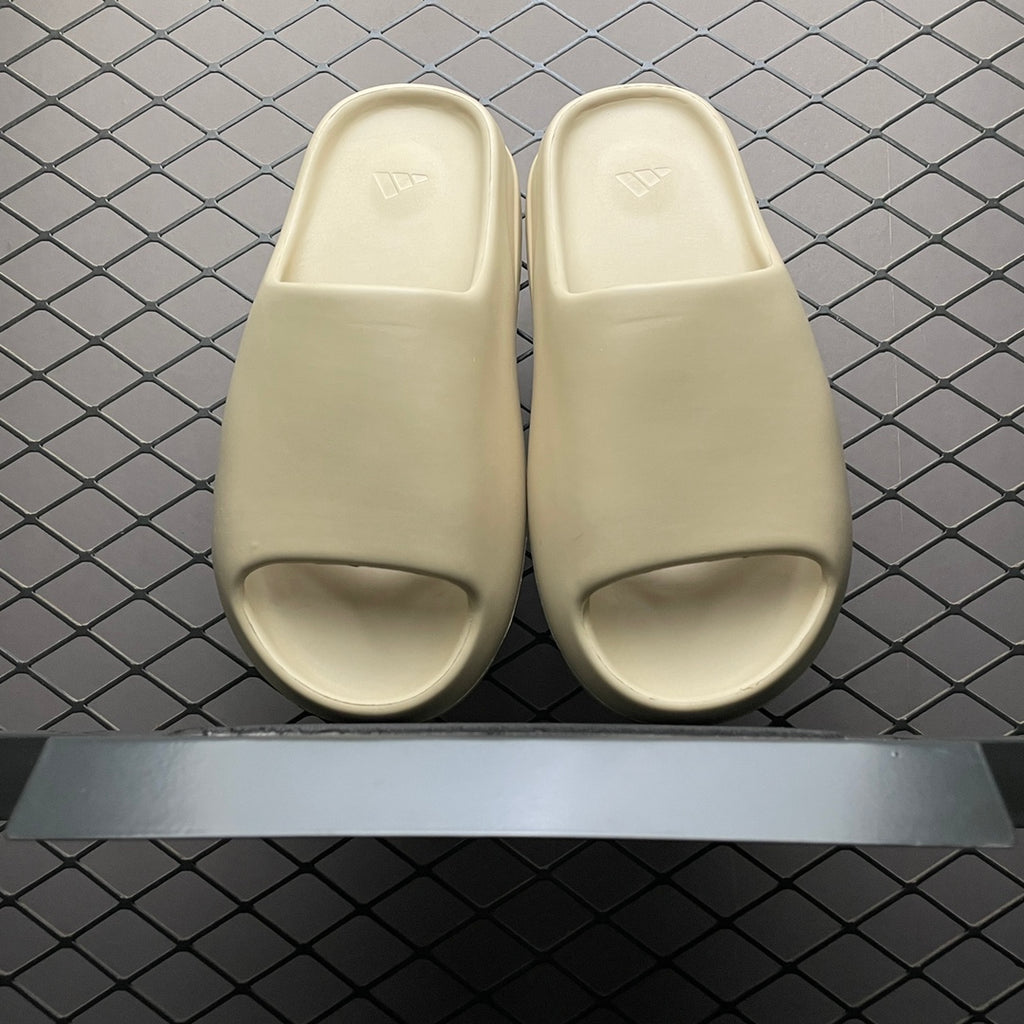 Yeezy Slide