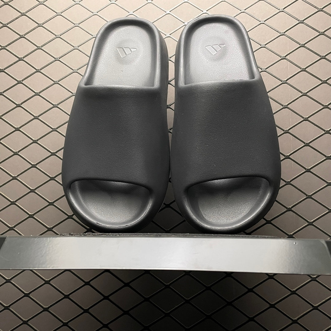 Yeezy Slide